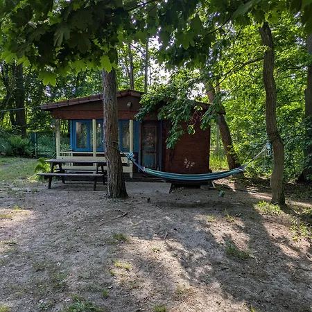 Mikutiku Lesne Nad Morzem Lodge *